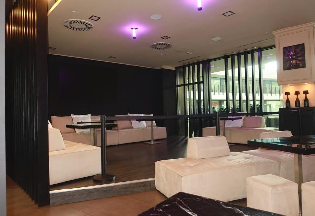 CLUB MILANO