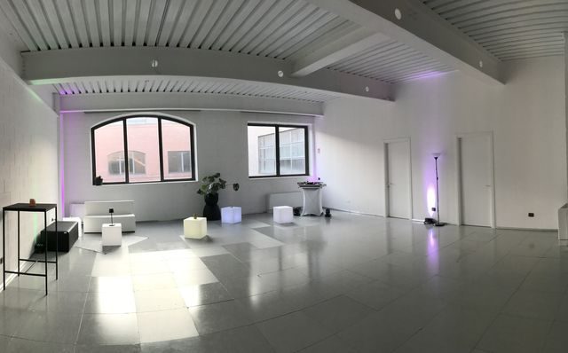 URBAN LOFT