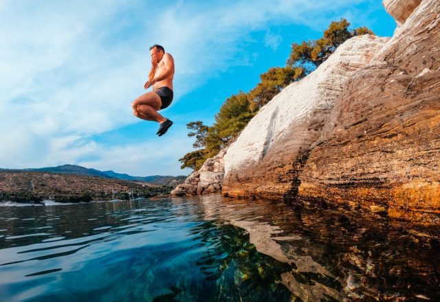 NELLE GOLE DEL SESIA IN CANOA GONFIABILE