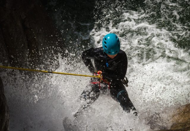 CANYONING VALSESIA SAUOROS STRONG